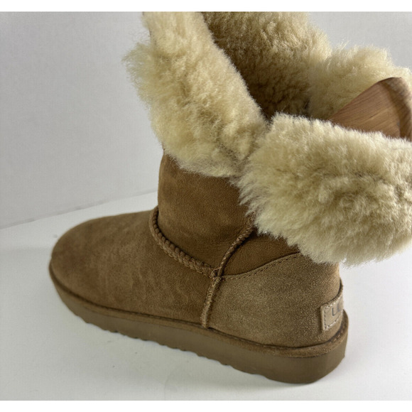 UGG Classic Cuff Short Boot Chestnut Brown Tan Sheepskin Suede Women's Size 7 - Picture 9 of 16